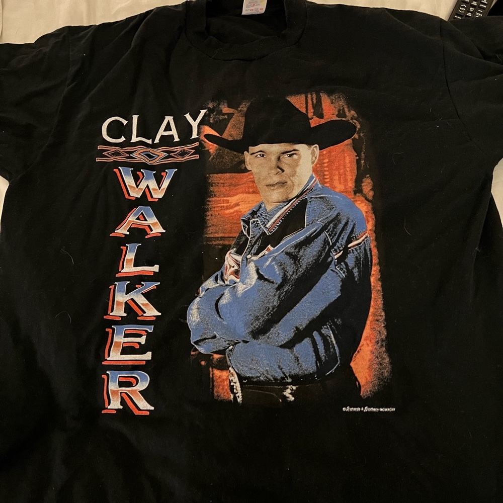 XL unisex Vintage Clay Walker tee shirt.
